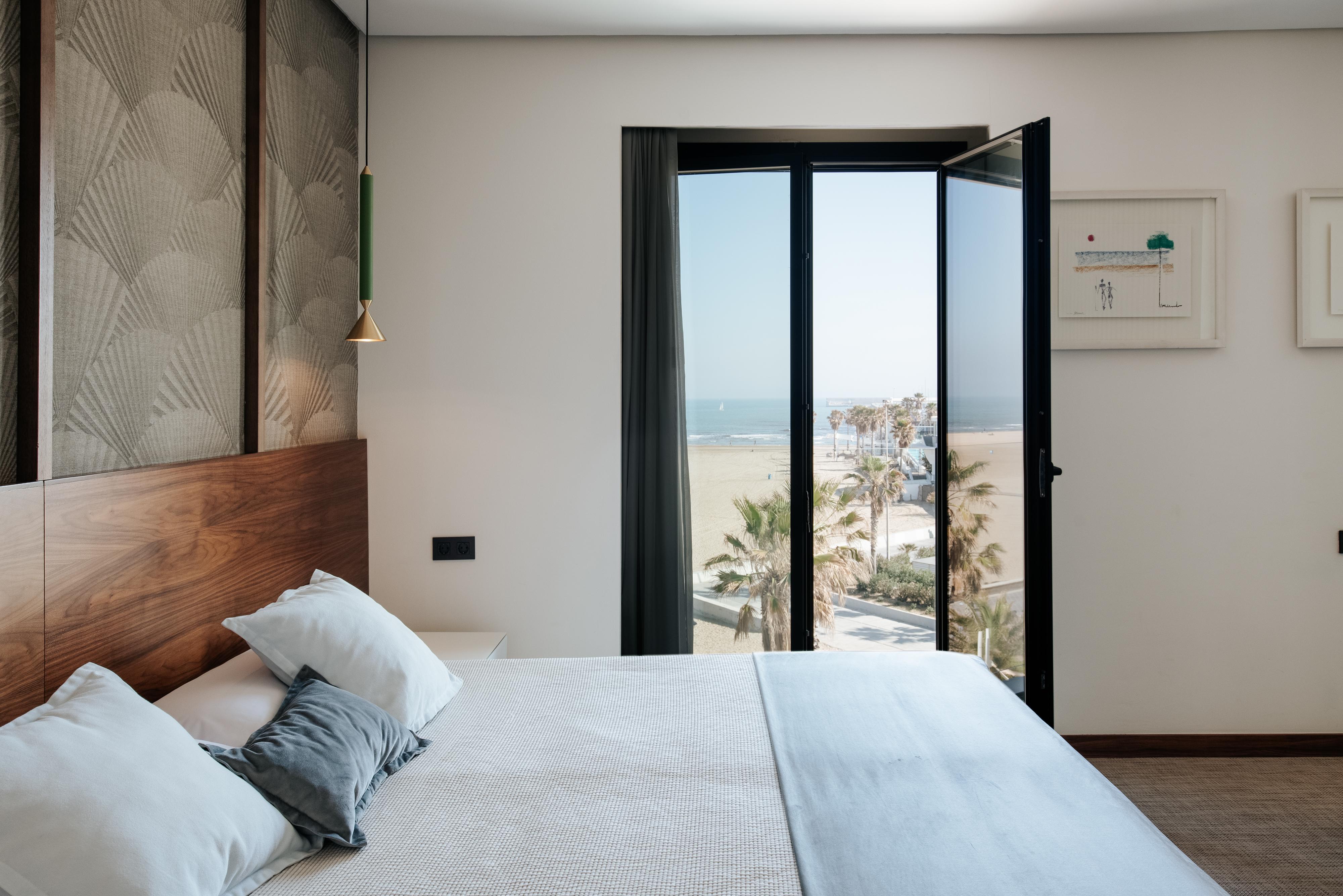 Hotel Neptuno Playa & Spa Valencia Exterior photo