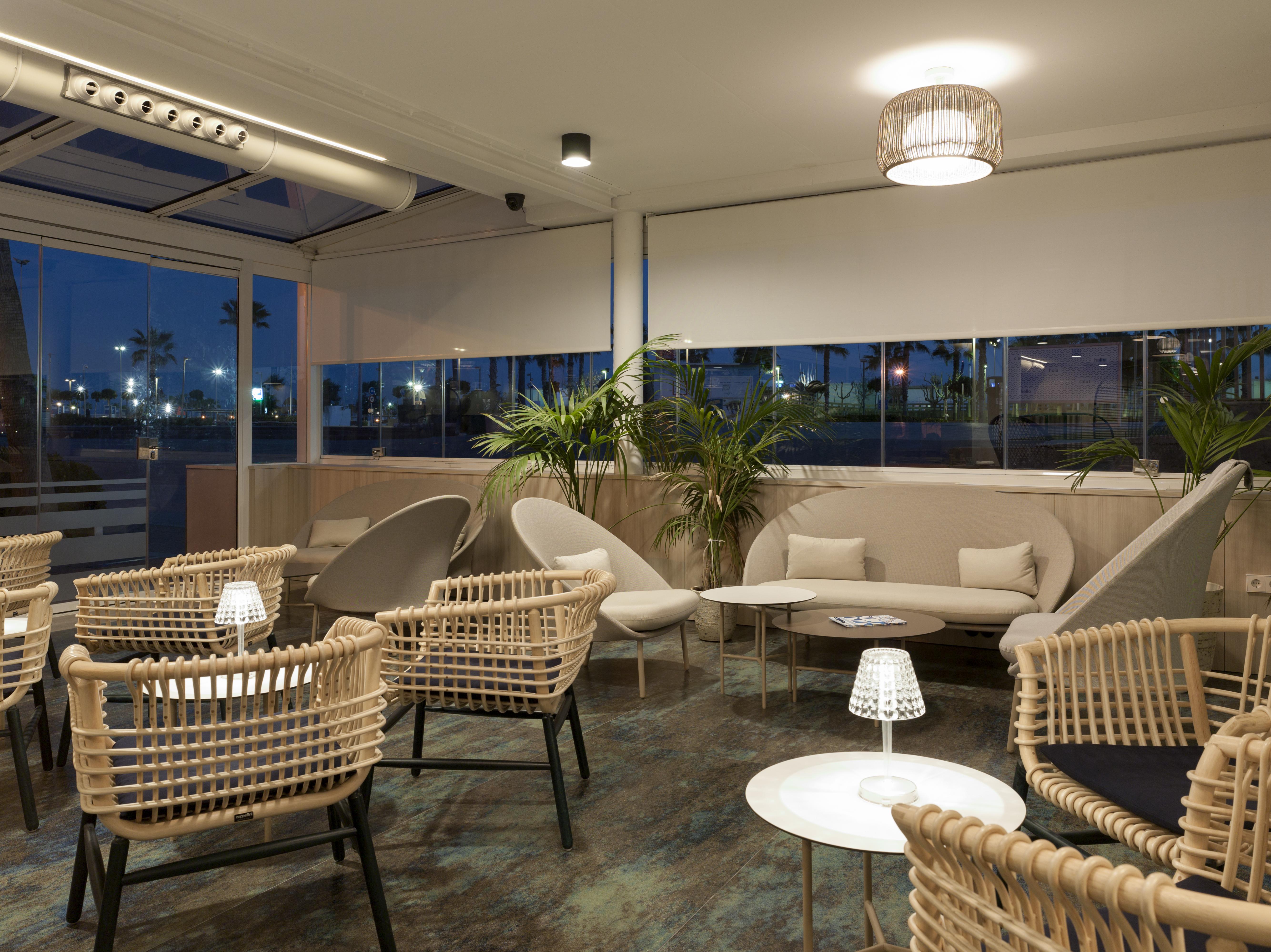 Hotel Neptuno Playa & Spa Valencia Exterior photo