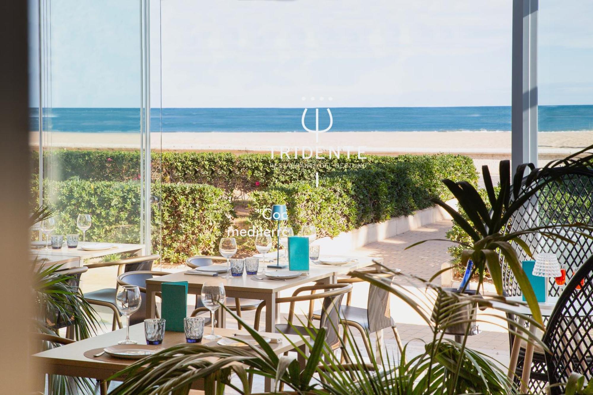 Hotel Neptuno Playa & Spa Valencia Exterior photo